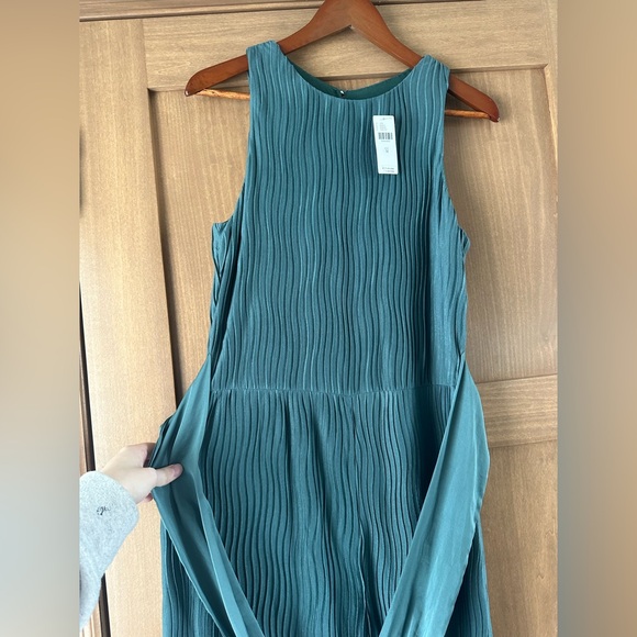 NWT Anthropologie Turquoise Marina Plisse Jumpsuit size M - Picture 5 of 15